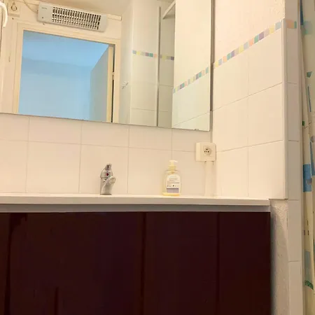 6 Pers, 2 Chambres, Loggia, Piscine Et Parking 50m Du Golf - Ref Azur024a Apartment *
