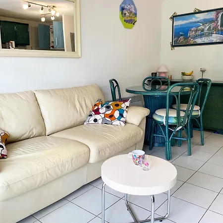 6 Pers, 2 Chambres, Loggia, Piscine Et Parking 50m Du Golf - Ref Azur024a Apartment *